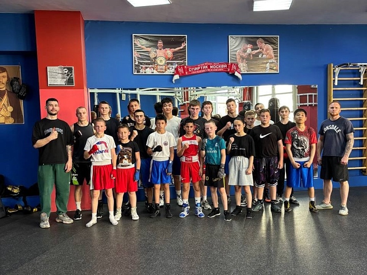 Суббота – день больших спаррингов